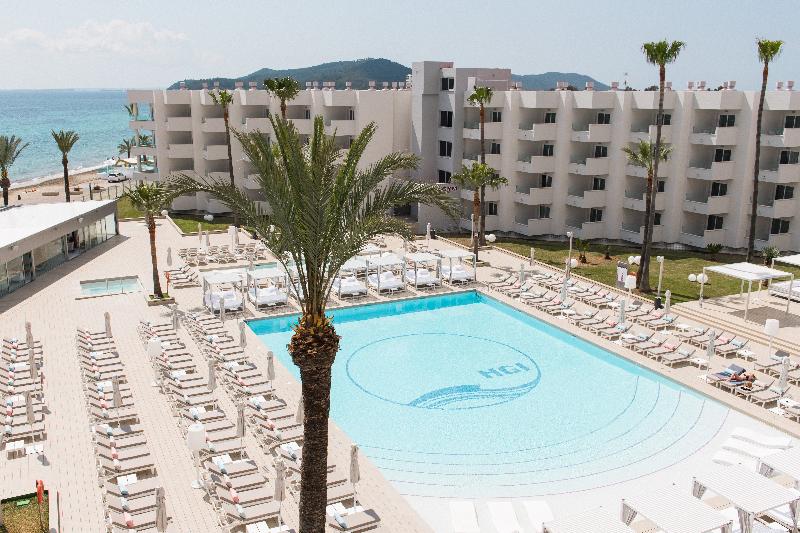 ホテル Garbi Ibiza & Spa