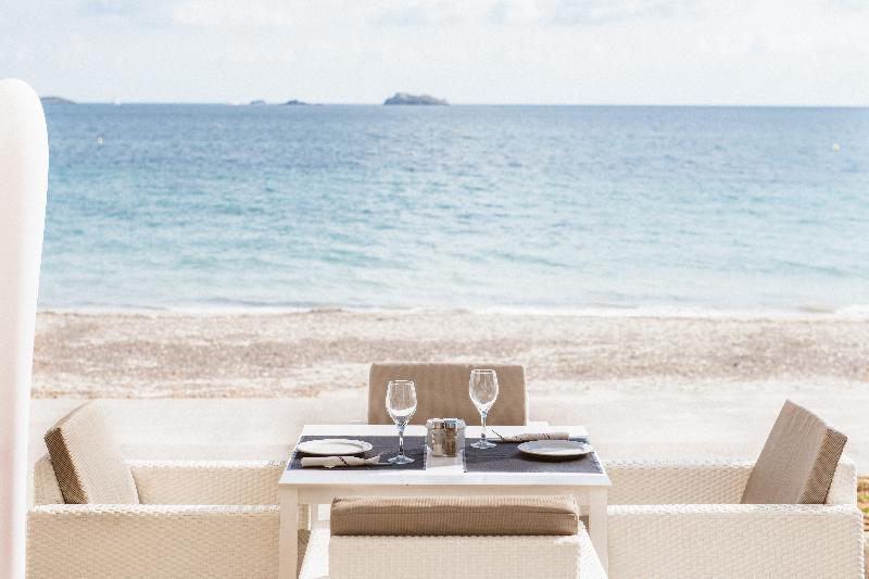 ホテル Garbi Ibiza & Spa