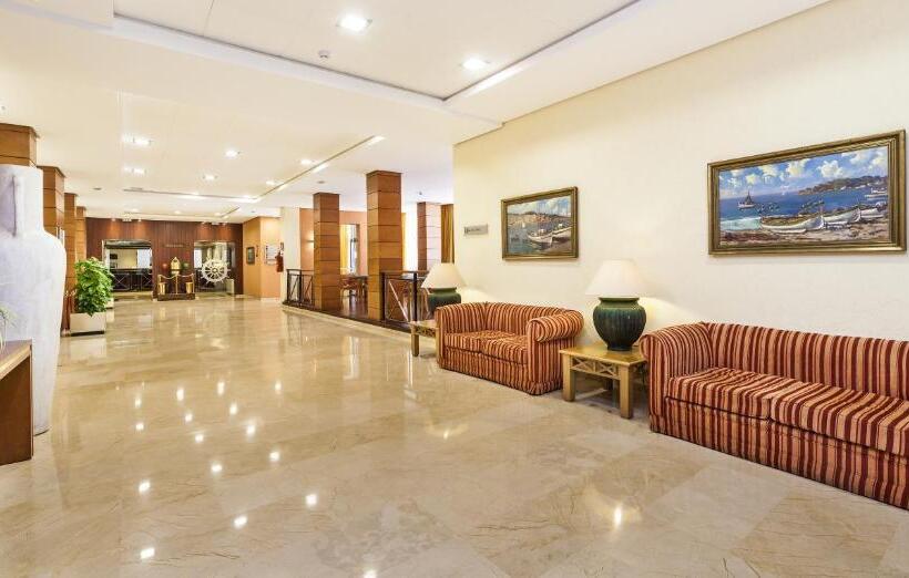 فندق Globales Almirante Farragut