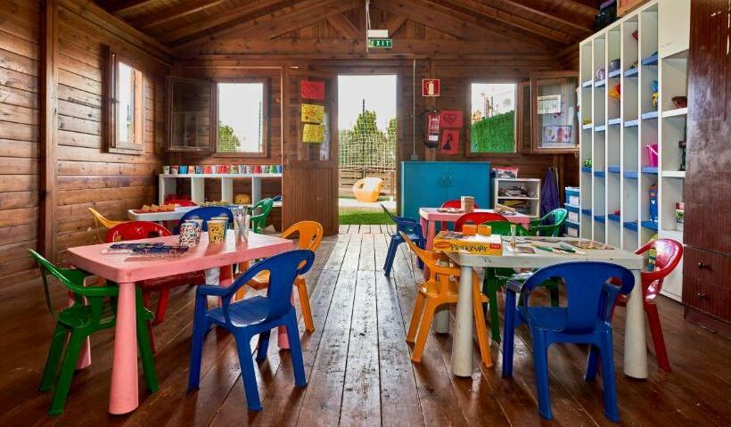 Отель Globales Cala'n Bosch