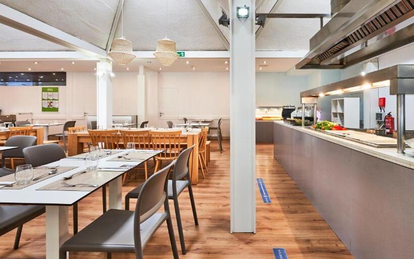 Отель Globales Cala'n Bosch