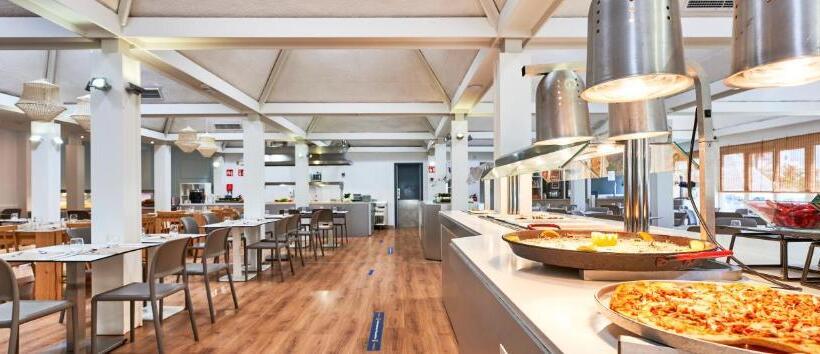 Отель Globales Cala'n Bosch