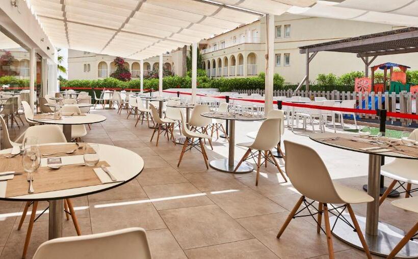 Отель Globales Cala'n Bosch