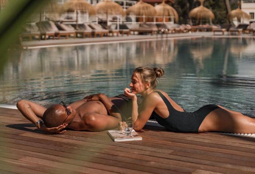 هتل Cook's Club Calviá Beach - Adults Only +21