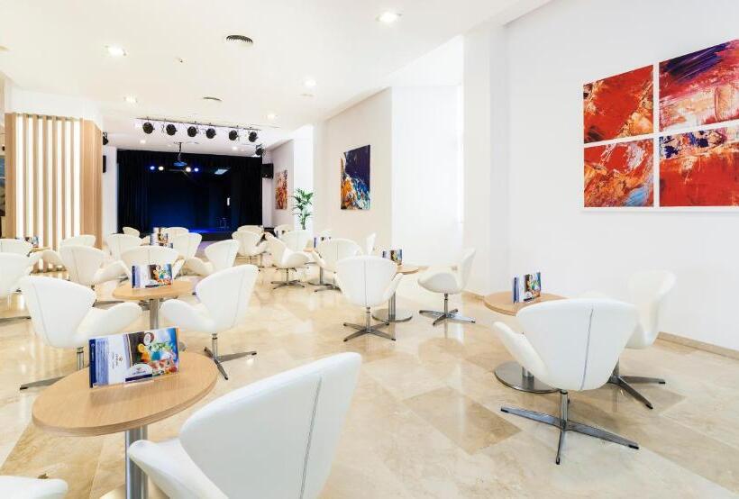 Отель Globales Lord Nelson - Adults Only