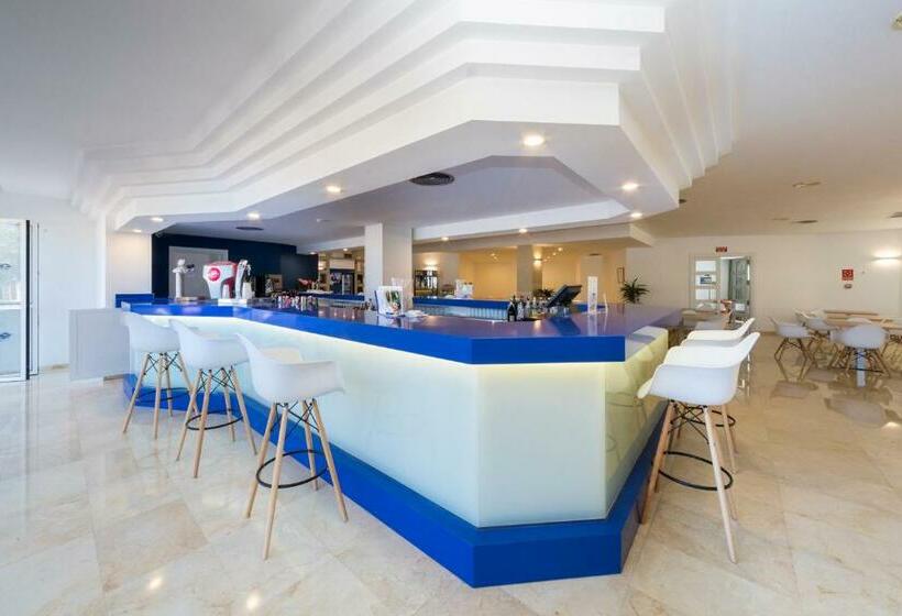 Отель Globales Mediterrani