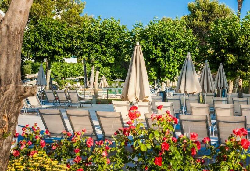 Отель Globales Mediterrani