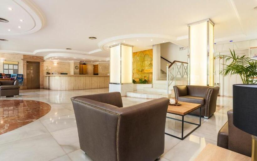 호텔 Globales Palmanova Palace