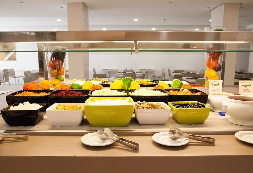 هتل Globales Panama - Adults Only