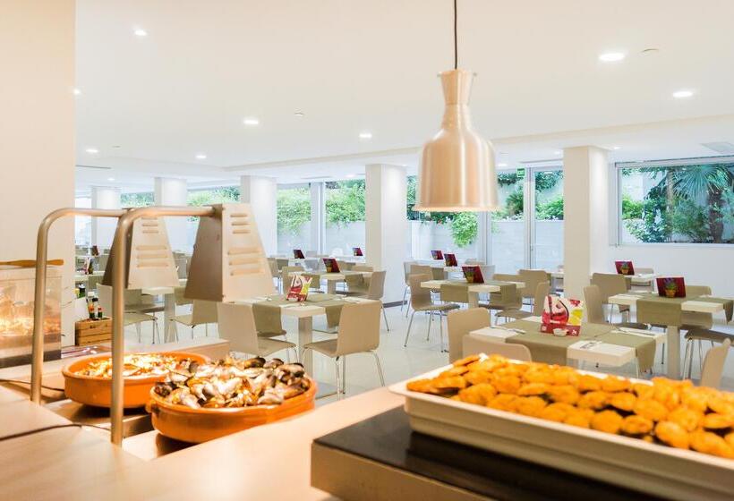 هتل Globales Panama - Adults Only