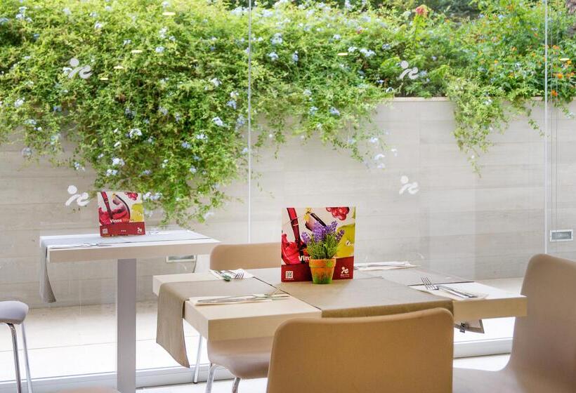 هتل Globales Panama - Adults Only