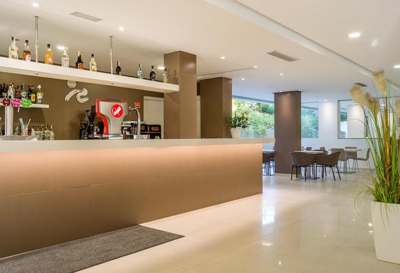 هتل Globales Panama - Adults Only