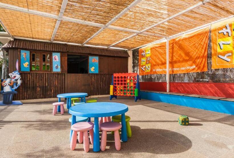 בית מלון כפרי Globales Playa Santa Ponsa