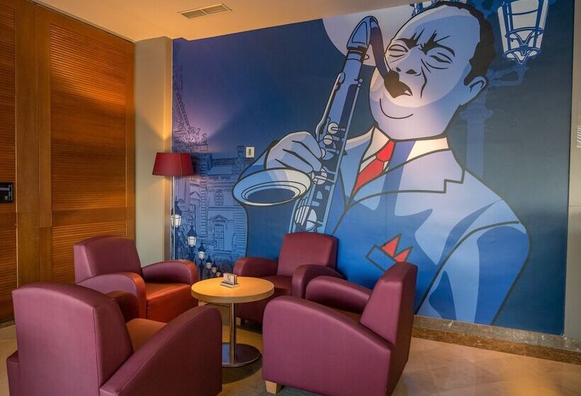 בית מלון כפרי Golden Taurus Aquapark Resort