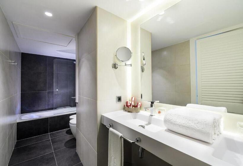 בית מלון כפרי Guitart Grand Passage