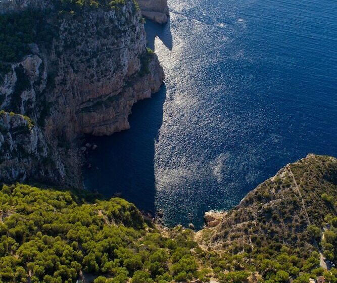 Отель Hacienda Na Xamena Ibiza