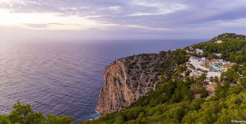 ホテル Hacienda Na Xamena Ibiza