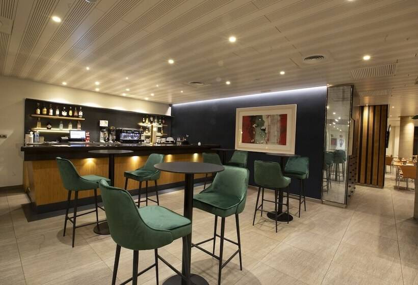 Отель Hc Mollet Barcelona