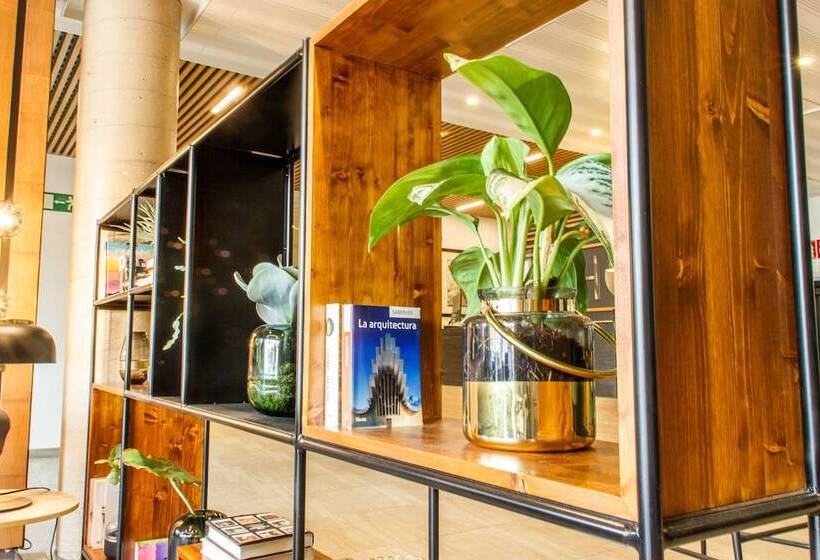 Отель Hc Mollet Barcelona