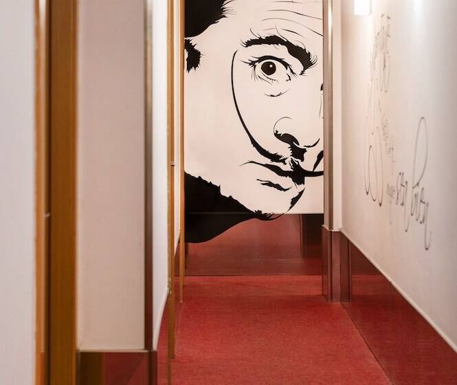 Отель Hesperia Barcelona Barri Gòtic