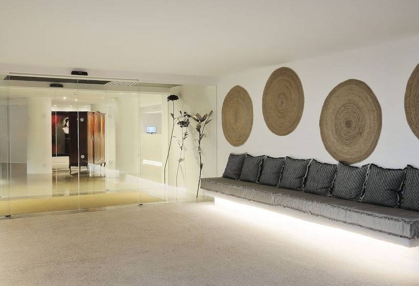 هتل Hm Balanguera Beach - Adults Only