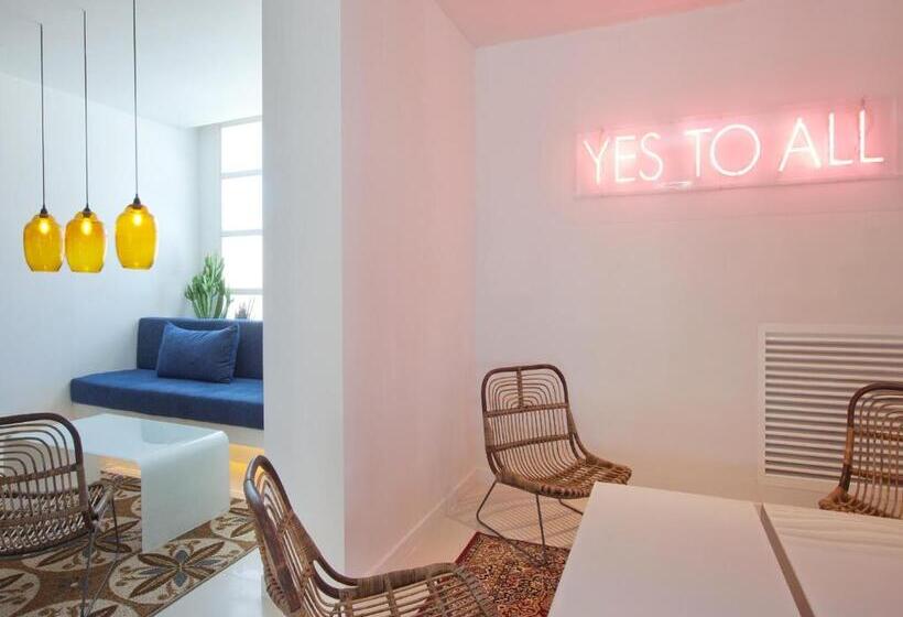 Отель HM Tropical