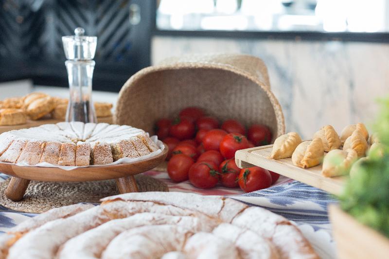 Отель HM Tropical