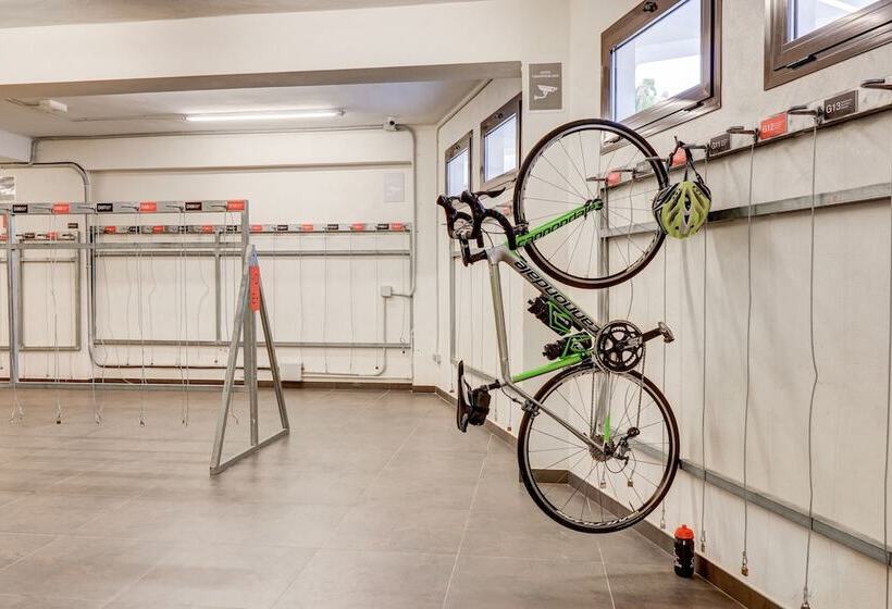 בית מלון כפרי Hoposa Uyal