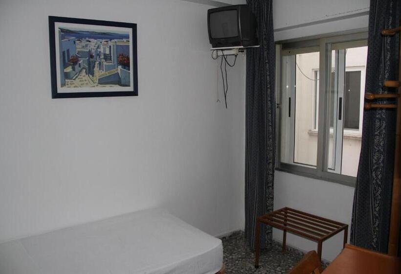 בית מלון כפרי Hostal Mengual