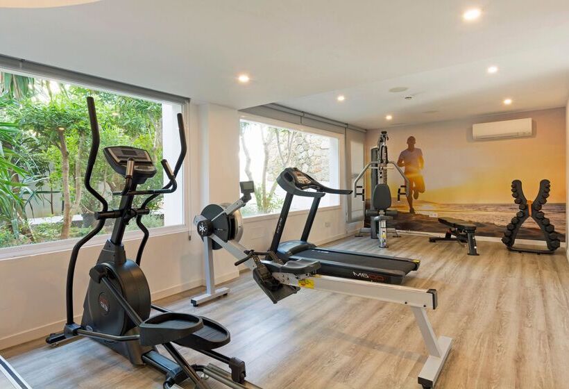 Отель Hsm Golden Playa