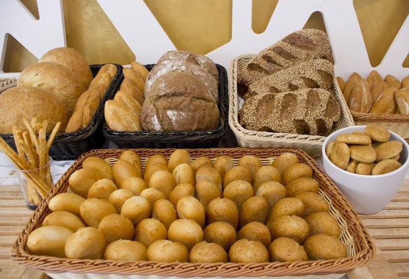 Отель Hsm Golden Playa