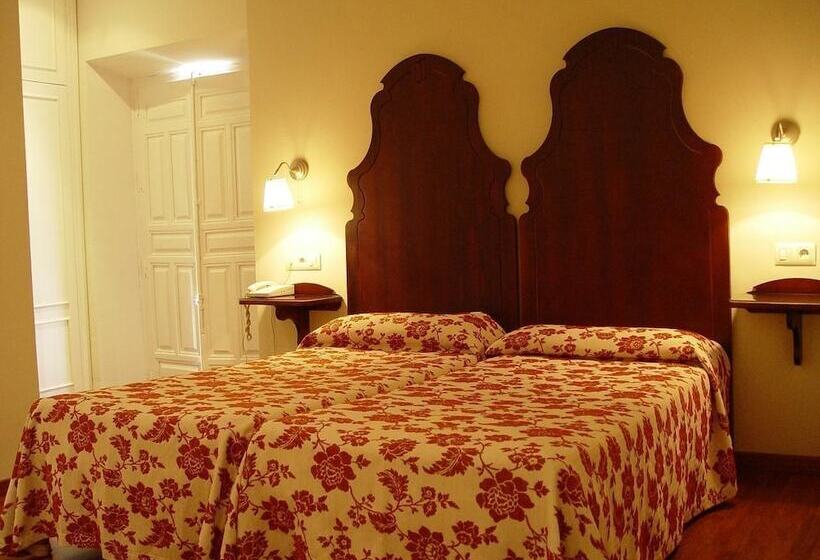 هتل Iberia Plaza Mayor