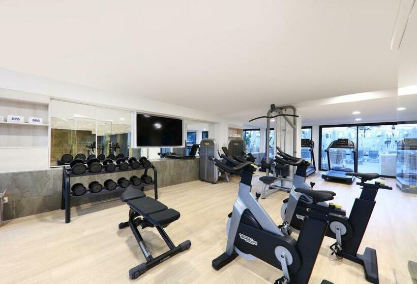 호텔 Iberostar Waves Bahía de Palma - Adults Only