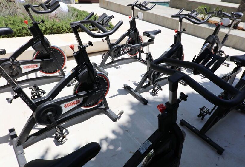 호텔 Iberostar Waves Bahía de Palma - Adults Only