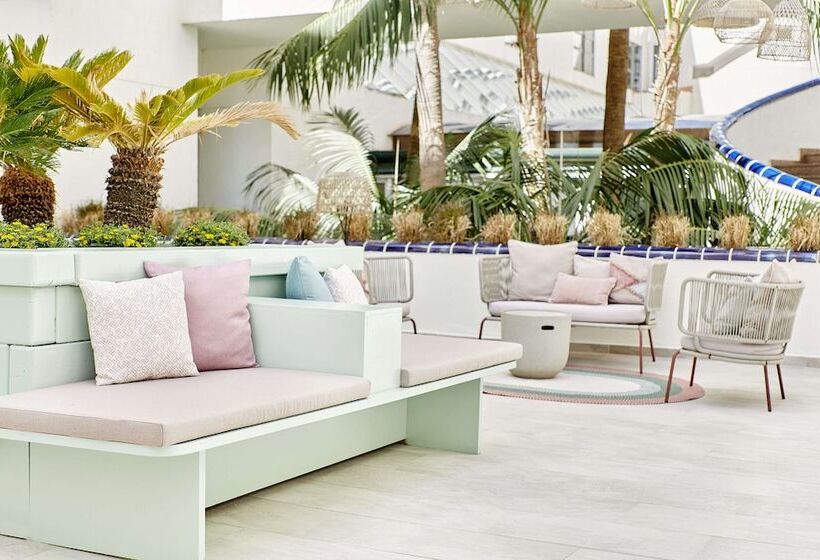 호텔 Iberostar Waves Cristina