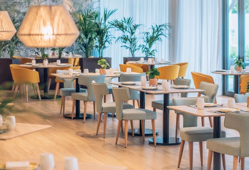 هتل Iberostar Waves Playa de Muro