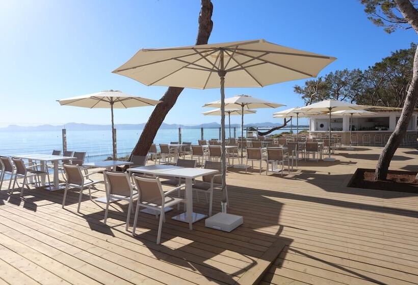 هتل Iberostar Waves Playa de Muro