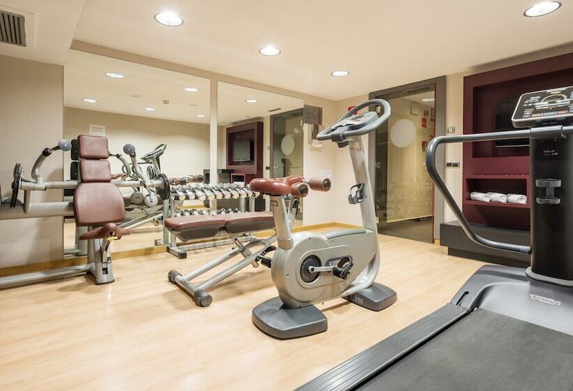 هتل Ilunion Almirante