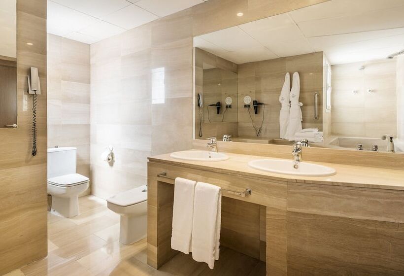 هتل Ilunion Almirante