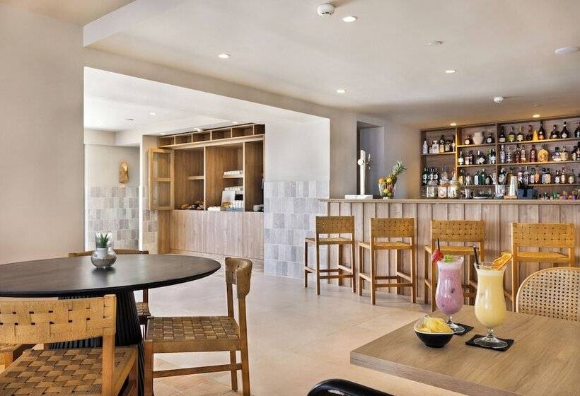 호텔 Inmood Aucanada 4* Sup