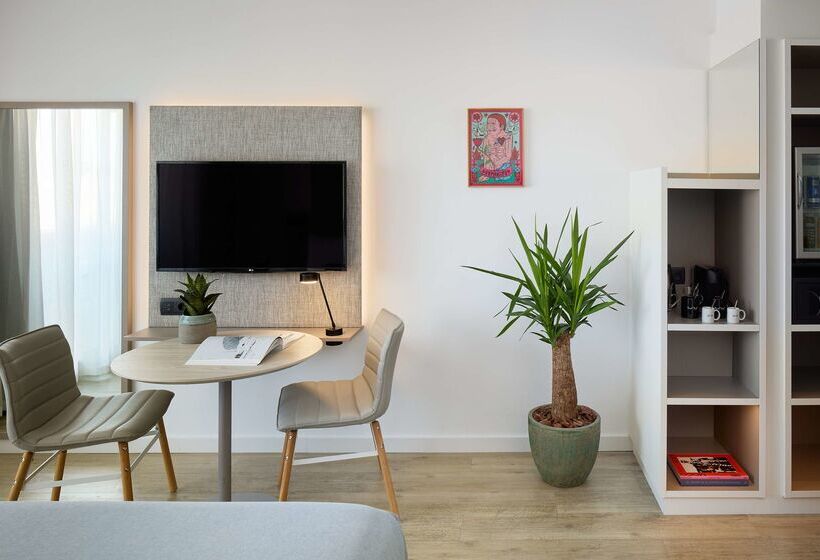 هتل Innside By Meliá Barcelona Apolo