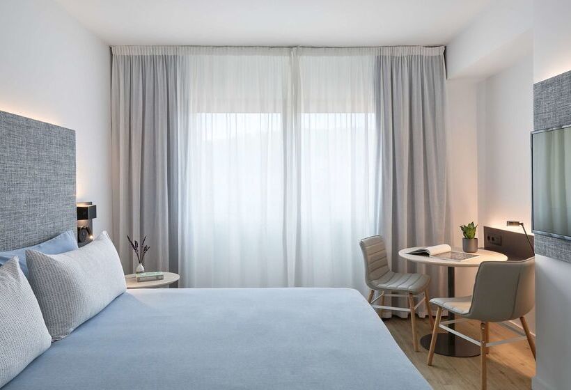 هتل Innside By Meliá Barcelona Apolo