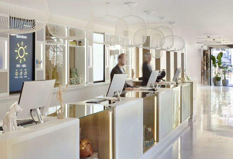 هتل Innside By Meliá Barcelona Apolo