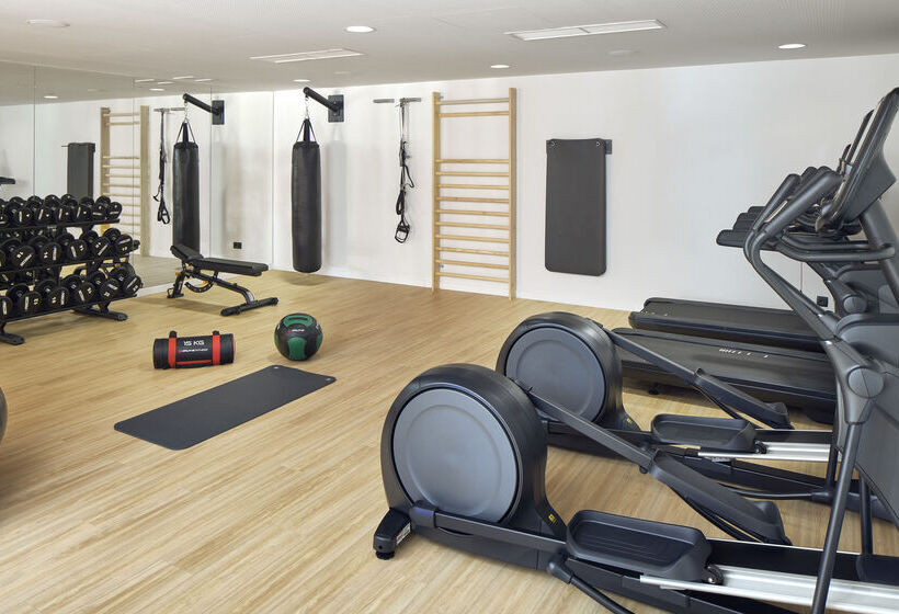 هتل Innside By Meliá Barcelona Apolo