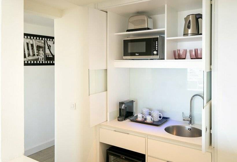 هتل Innside By Meliá Calviá Beach