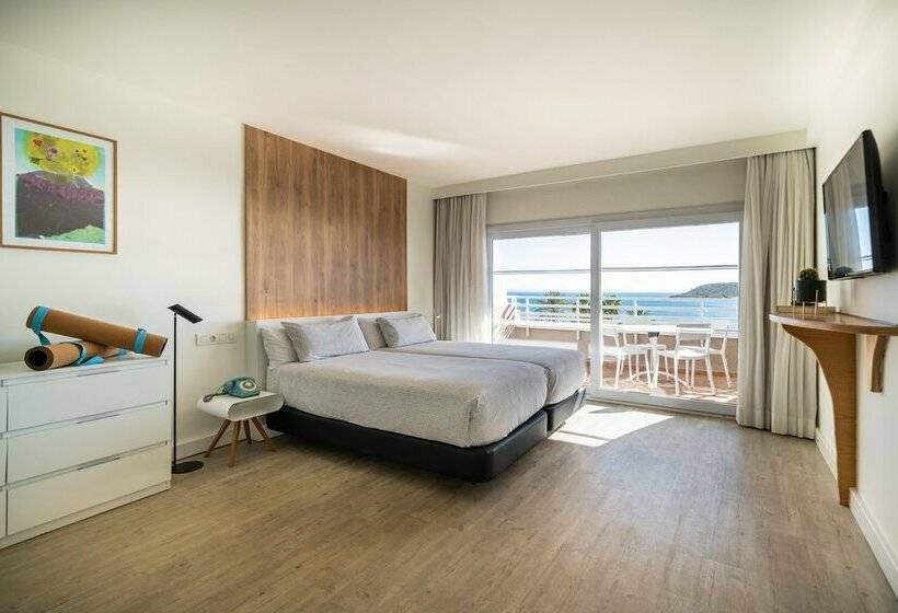 هتل Innside By Meliá Calviá Beach