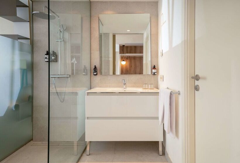 هتل Innside By Meliá Calviá Beach