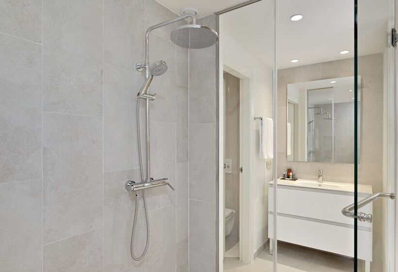 هتل Innside By Meliá Calviá Beach