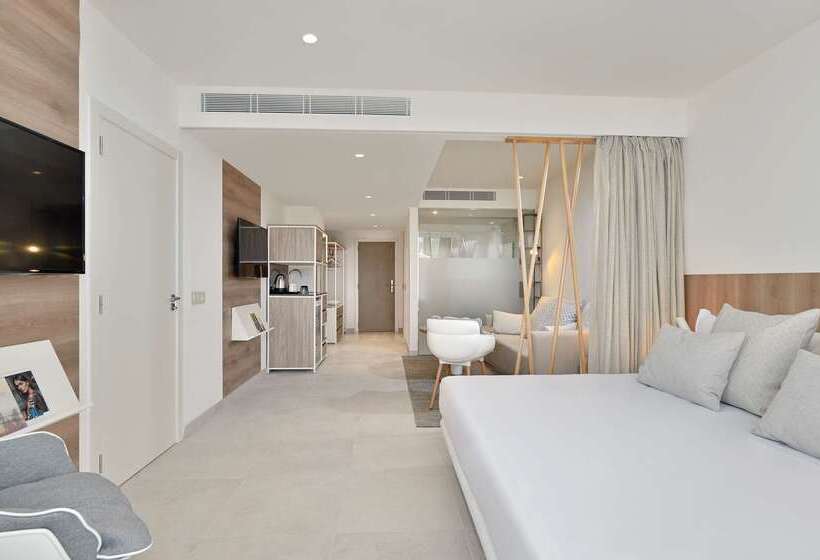 هتل Innside By Meliá Calviá Beach