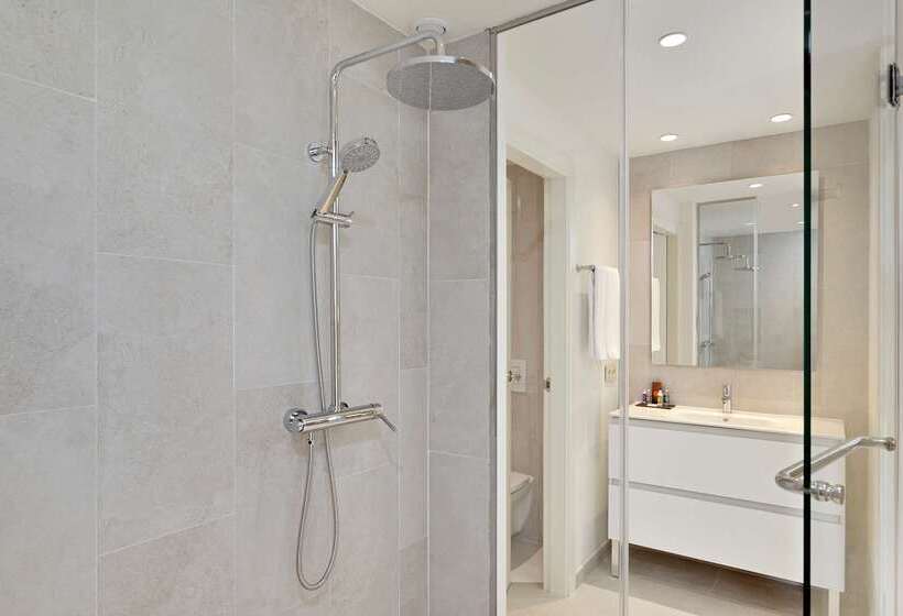 هتل Innside By Meliá Calviá Beach